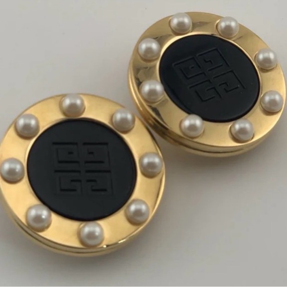 Givenchy Vintage Haute Couture Disc clip on earrings with gold tone faux pearls - Picture 6 of 7